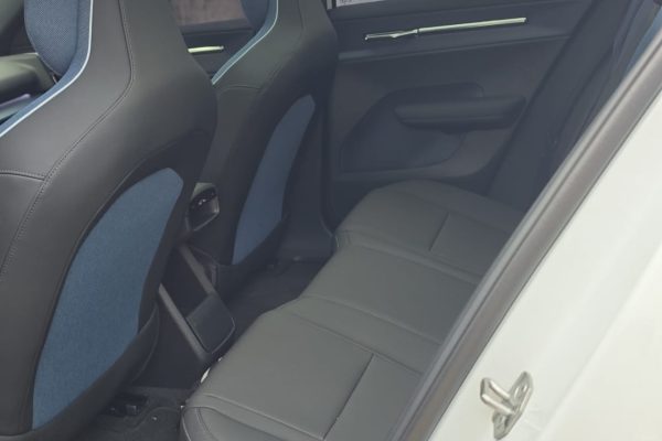 WhatsApp-Image-2025-10-14-at-00.34.52-1